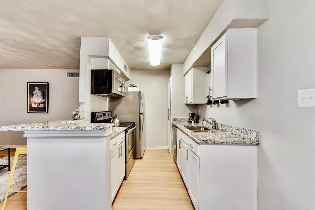 Dallas Boutique Flat + Arboretum Tickets Included Экстерьер фото